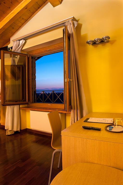 Hotel Fontana Santa Grumello del Monte Extérieur photo