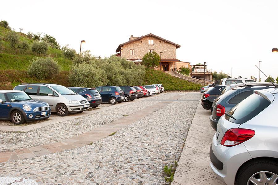 Hotel Fontana Santa Grumello del Monte Extérieur photo