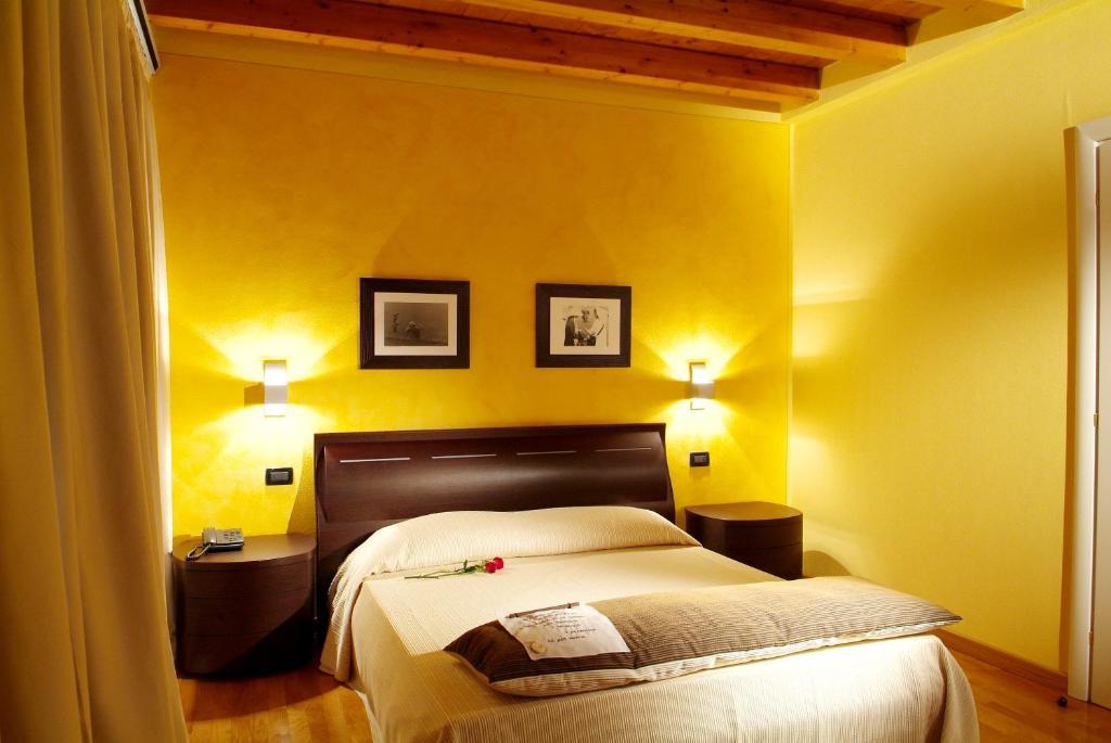 Hotel Fontana Santa Grumello del Monte Chambre photo