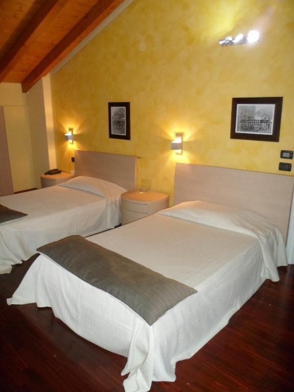 Hotel Fontana Santa Grumello del Monte Chambre photo